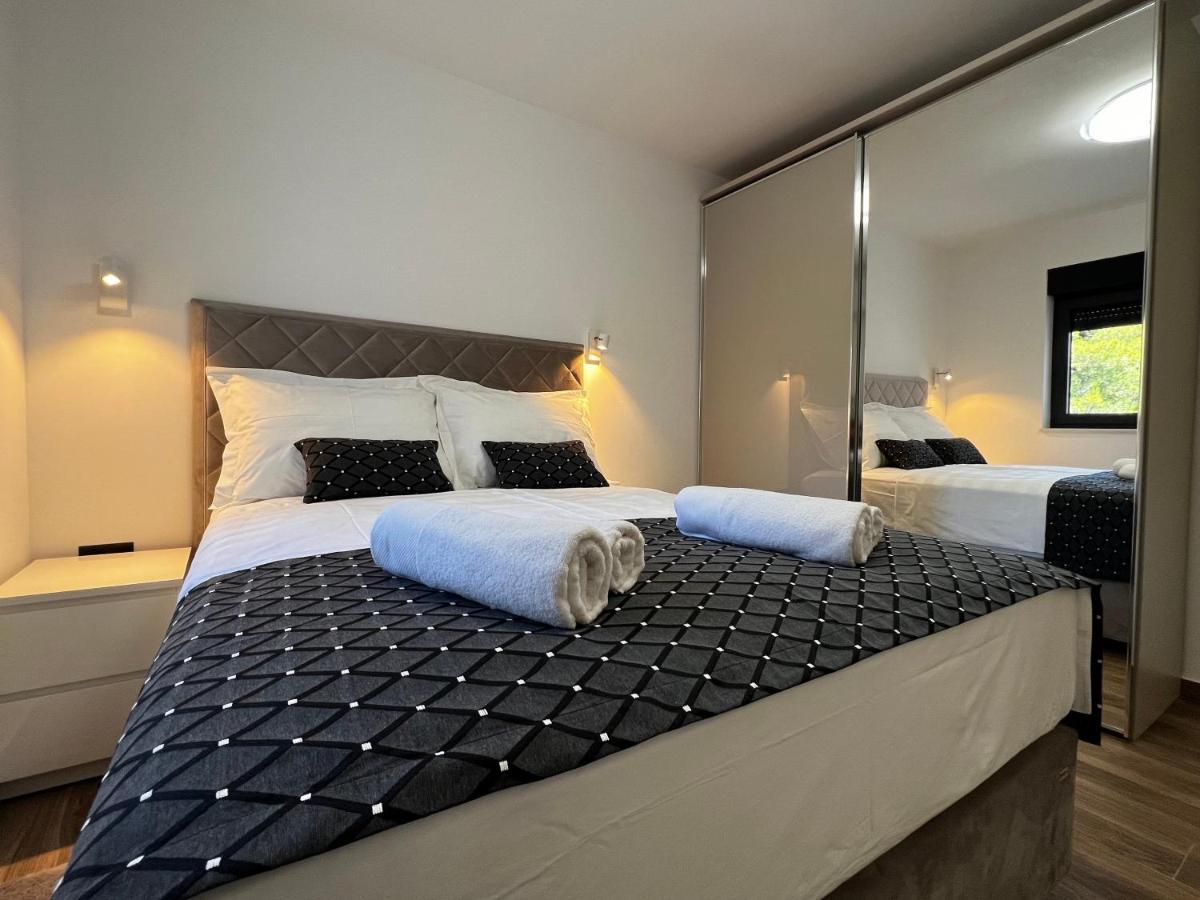 White Pearl Apartments - New Grebaštica 外观 照片